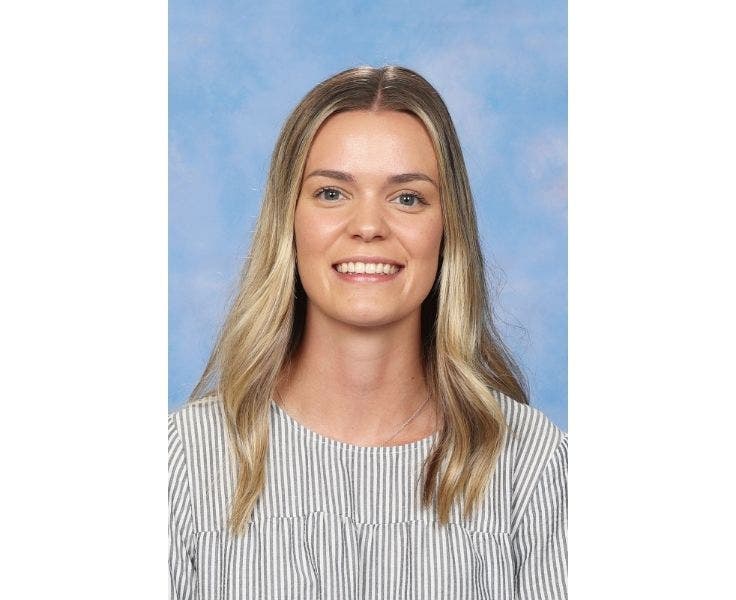 Copy of DA - Gallery - Staff Portraits - Gallery Block Template - Staff Portrait (3)