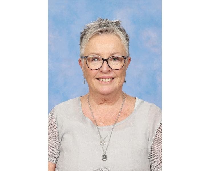 Copy of DA - Gallery - Staff Portraits - Gallery Block Template - Staff Portrait (4)