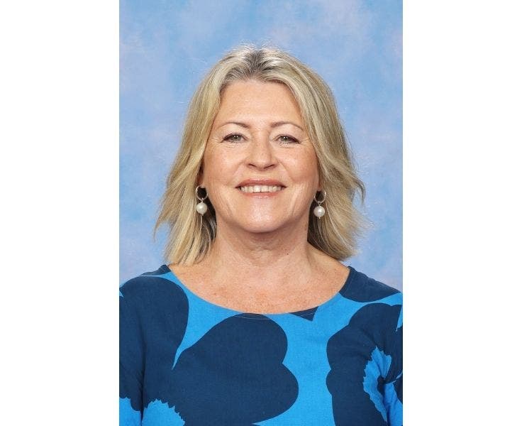 Copy of DA - Gallery - Staff Portraits - Gallery Block Template - Staff Portrait (2)